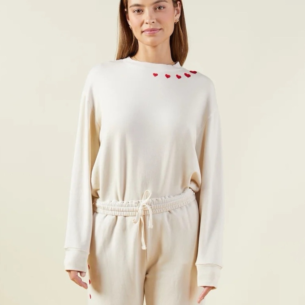 Monrow boyfriend heart sweatshirt